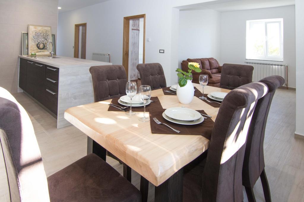 Apartment Svemir Primošten Dış mekan fotoğraf